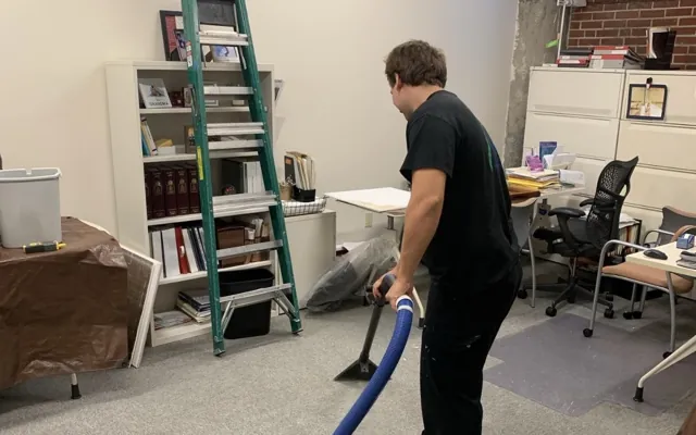 Emergency Water Extraction in Dallas, TX